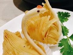 -秦皇岛路游船码头