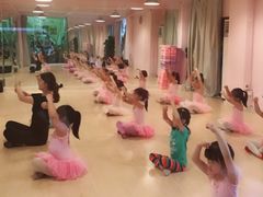 -雅米拉艺术中心(少儿舞蹈培训)