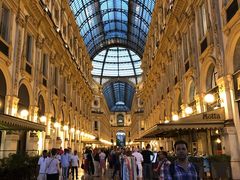 -文艺复兴百货(米兰大教堂广场店)