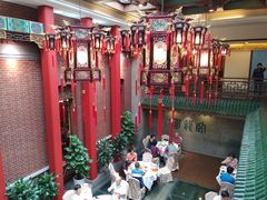 -梅龙镇酒家(南京西路总店)