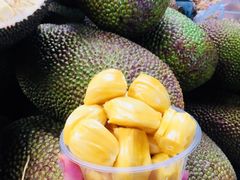-三亚新鸿港水果一级批发市场