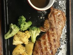 -必胜客(WOW黄骅华贸店)