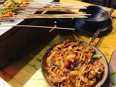 -花和尚·湘西小串烧烤(祈福店)