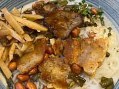 -牛八宝桂林米粉(八里庄店)