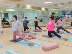 -爱尔乐美孕产瑜伽·普拉提