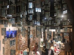 -猫的天空之城概念书店(杭州南宋御街店)