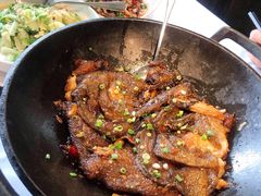 锅烧深海碟鱼头-大份-开海·红岛海鲜虾水饺(石老人店)