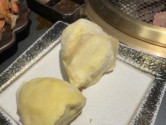 -铭牛烧肉·和牛海鲜自助(高新月牙湖店)