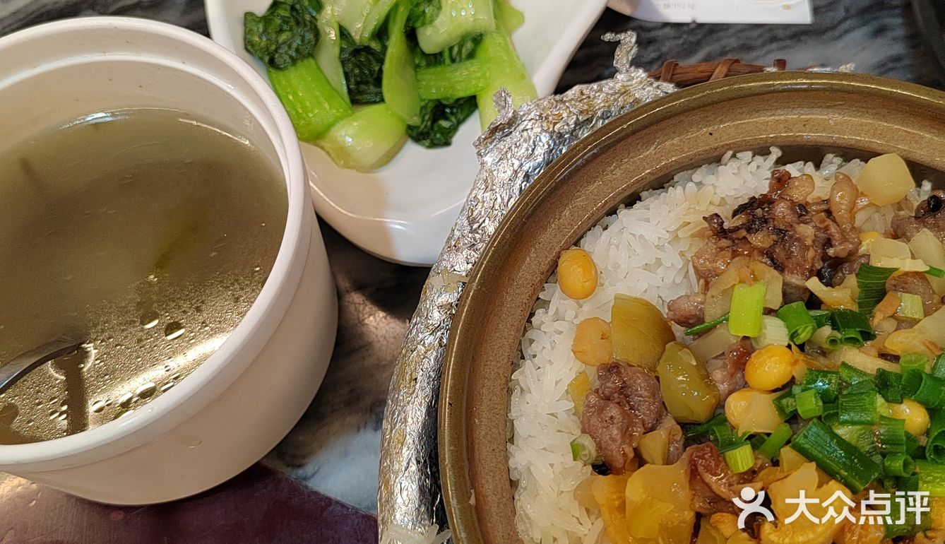 余记肠粉王2.0 这家从小兜得住我学生钱包的小店