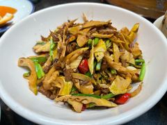 -老灶房-四川土菜(铁牛广场店)