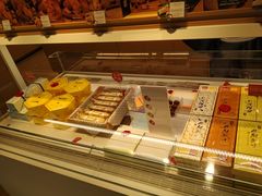 面包甜点陈列柜-好利来(川大店)
