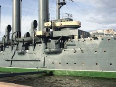 -阿芙乐尔号巡洋舰