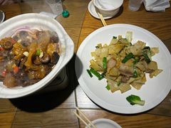 腊肉炒豆丝-黄泥岗·地道湖北菜(奥特莱斯店)