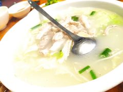 -茅屋大酒店