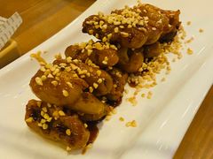 -临界音乐酒馆·小龙虾·江湖菜(华熙LIVE·鱼洞店)