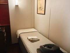 -裕和堂中医推拿艾灸(太古汇臻品店)
