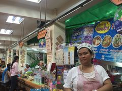 -瓦洛洛传统市场