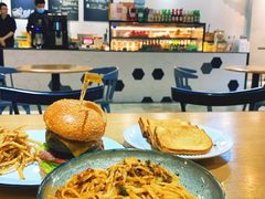 -HELLO 27 意面·沙拉·帕尼尼