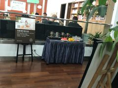 -宁波之星奔驰4S店(海曙店)