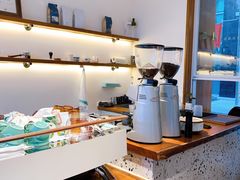 -Line 咖啡(石厦花园店)