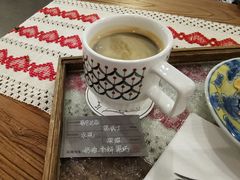 -巴浪鱼咖啡馆 Local Fish