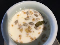 -壹号院音乐餐厅•烤全羊•新疆菜(浐灞店)
