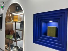-聚云奢二手奢侈品黄金手表包包回收·中古店(三里屯总店)
