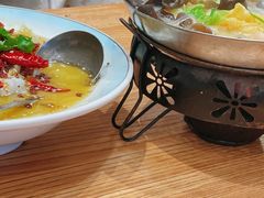 -裕记烧腊连锁餐饮(国商分店)