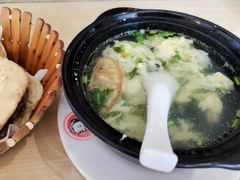 -闫家驴肉老店(华电一校店)