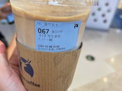 厚乳拿铁-瑞幸咖啡(深圳来福士广场店)