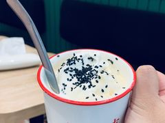冰淇淋打蛋-堂屋糖水店(愚园店)
