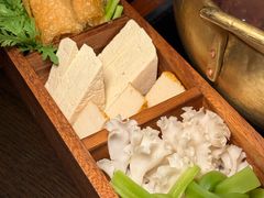 -赤RedBowl川锅·炙烤·板前(北京瑰丽酒店)