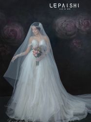 -乐派诗婚纱摄影