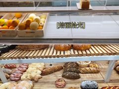 -焙丽拾光(麦凯乐直营店)
