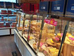 面包甜点陈列柜-味多美蛋糕(亚非大厦店)