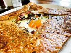 鸡蛋蘑菇熏肉荞麦可丽饼-RAC BAR(安福路店)