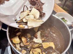 -黔蘑菇四季餐厅(观山湖店)