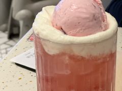 -必胜客(WOW中央公园店)