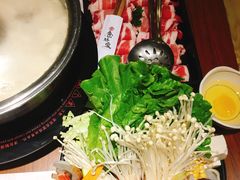 牛肉火锅-仓桥家·焗寿司·锅物(光谷步行街店)