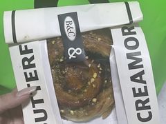 -BUTTERFUL&CREAMOROUS 黄油与面包(三里屯太古里店)
