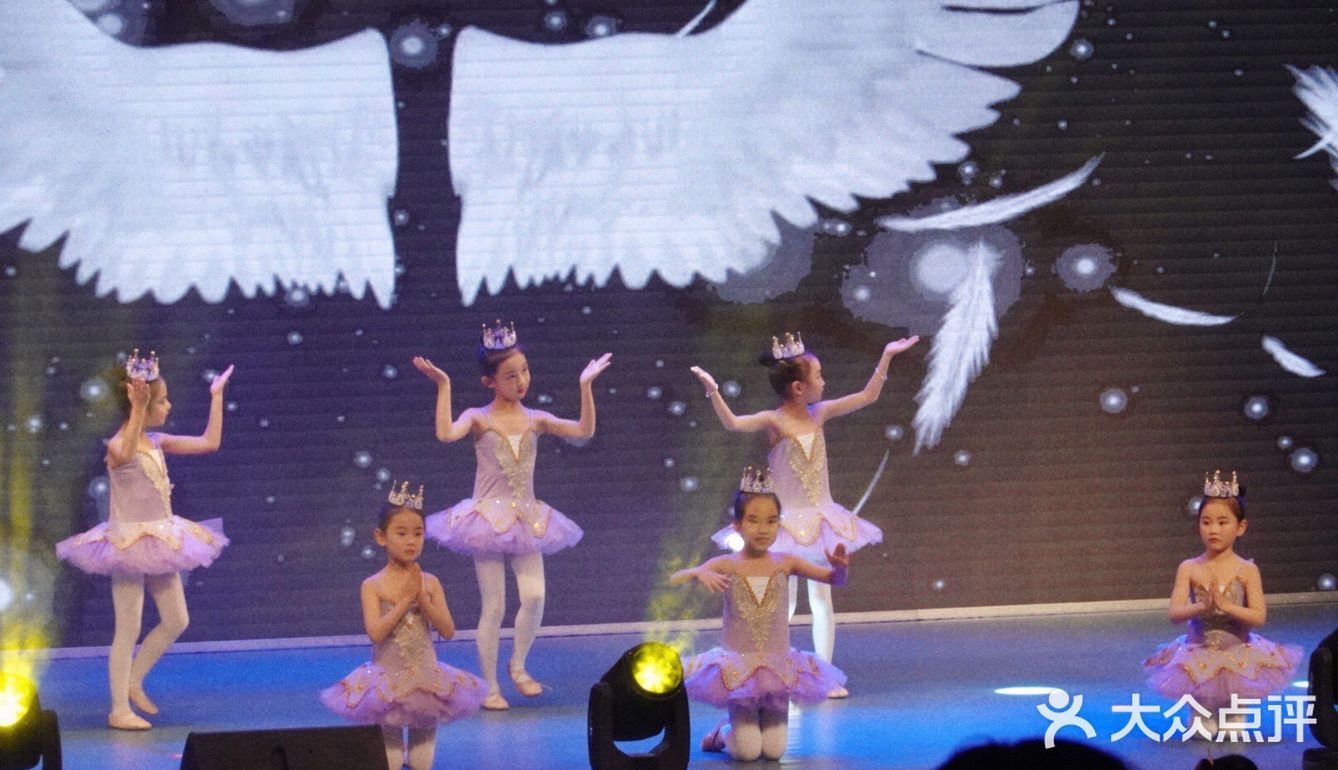是一学年学习成果的检验和展示