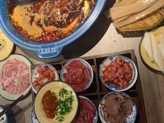 番茄红油鸳鸯锅-王歘歘·chuǎ火锅(五道营店)