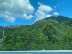 -安吉龙王山峡谷漂流
