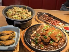 -蜜桃餐厅·伴山(绿宝广场店)