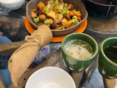 -云海肴·汽锅鸡·云南代表菜(天山百盛优客店)