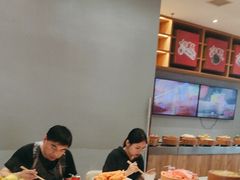-龍歌自助小火锅(市南金茂湾店)