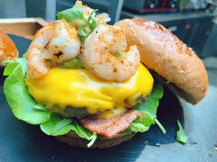 -HIGH FIVE哈福手工汉堡(桂林路店)