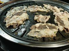 -明洞阿姨·韩式酱蟹烤肉·创意料理(三元桥店)