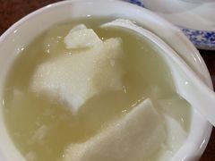 牦牛酸奶-顺顺小吃(独克宗古城店)