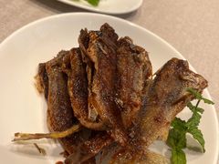 -品悦酒店(三林古镇店)